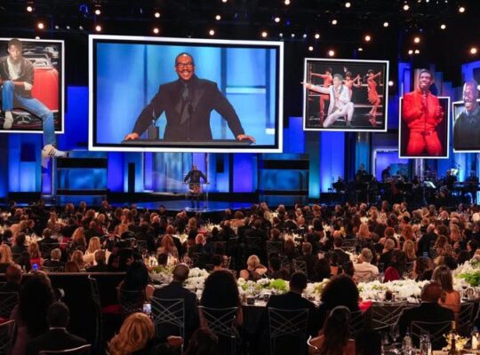 Eddie Murphy Honoured With AFI Lifetime Award in Star-Studded Tribute