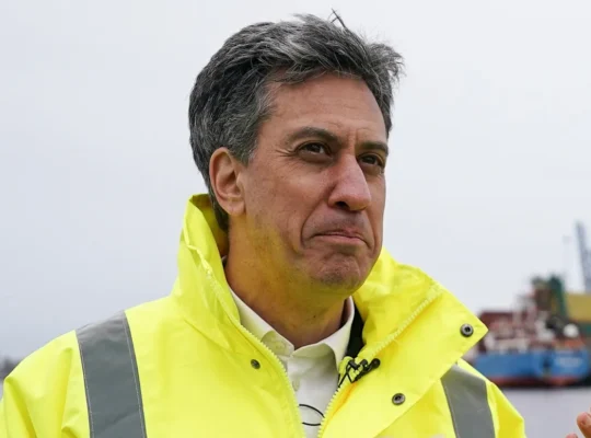 Labour Faces Union Backlash Over North Sea Drilling Stance