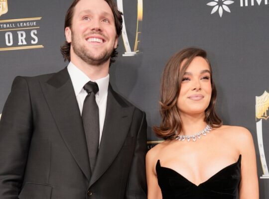 Steinfeld and Allen Welcome Baby Girl in Joyous Announcement