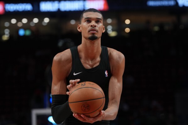 Wembanyama returns as Spurs gain crucial playoff boost in Game 4