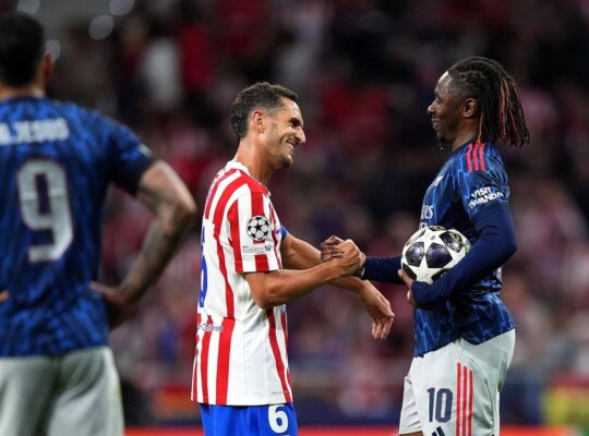 Gyökeres and Álvarez Strike as VAR Drama Defines Madrid Draw