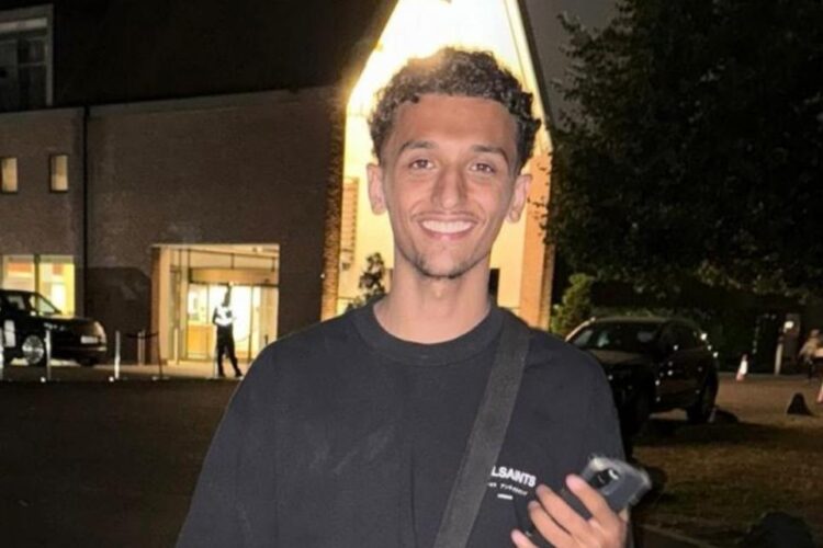 Murdered Teen Celebrated By Mum After Posthumous Award For Saving Lives With His Organs