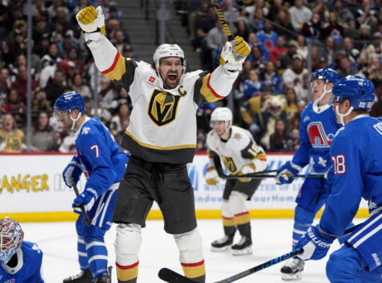 Heavyweights Battle For the Stanley Cup