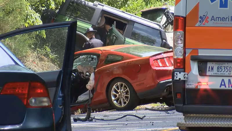 Deadly Oakland Crash Leaves 3 Dead Several Hurt