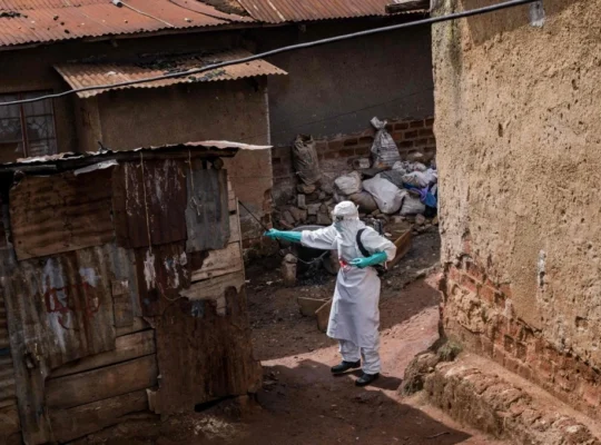 Uganda Seals Congo Border Over Rare Ebola Surge