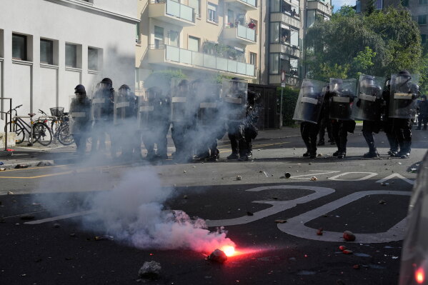 Geneva Erupts in Clashes as Protesters Battle Police Ahead of G7 Summit in France