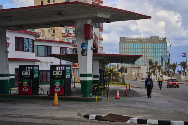 US Expands Cuba Sanctions Targeting State Energy Firm as Tensions Surge in Caribbean Standoff