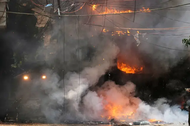 At least 21 people killed as fire sweeps through building in New Delhi