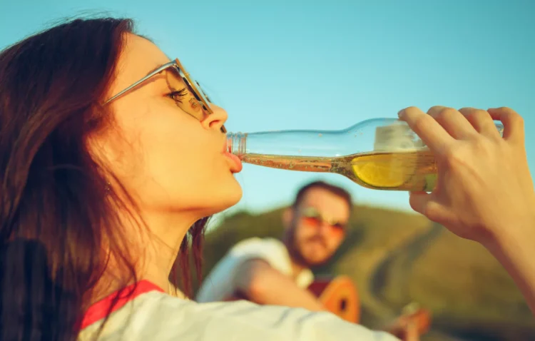 Ambulance Chiefs warns people to drink responsibly as sweltering heat continues