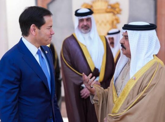 Iran Strikes Bahrain and Kuwait as US Conflict Escalates