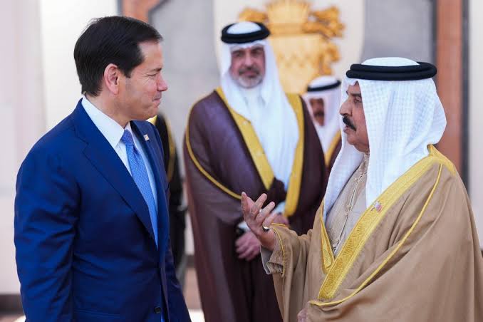 Iran Strikes Bahrain and Kuwait as US Conflict Escalates