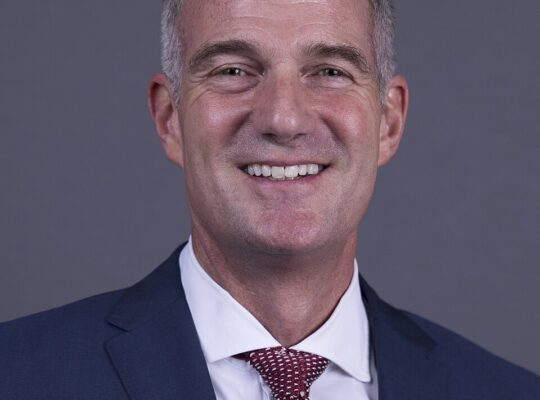 CPS Blunder Leads to Acquittal of Hove Woman Arrested in 4 AM Police Raid Over Gaza Emails to MP Peter Kyle