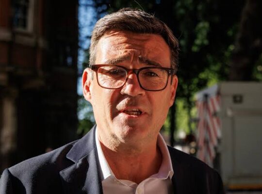 Burnham Pushes ‘Amazon Tax’ to Rescue High Streets