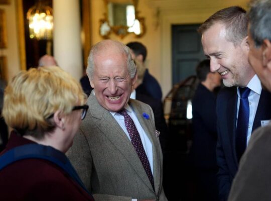 Irish president meets King during official visit to Scotland