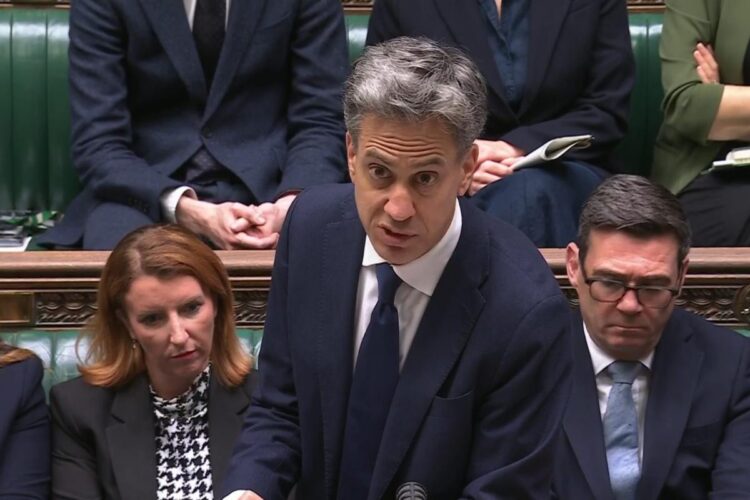 UK takes tougher line on Israeli settlements as Miliband accuses Israel of turning a blind eye to ‘ethnic cleansing’
