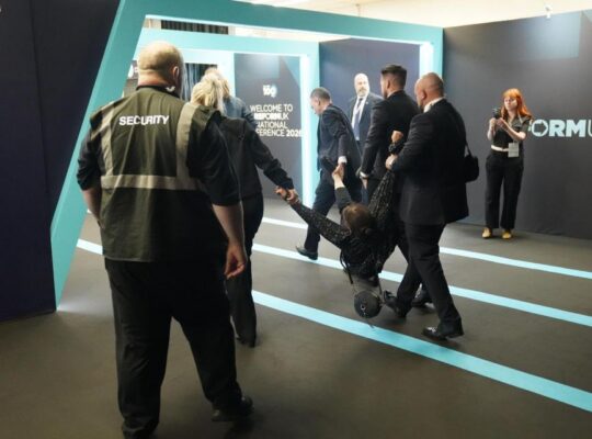 Police seek protester after footage shows Reform audience pulling hair
