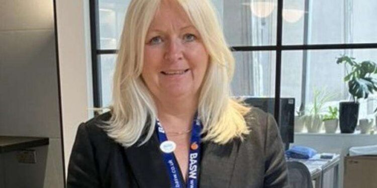 Social Workers’ Body Passes Motion To Apologise for Role in Britain’s Forced Adoption Scandal