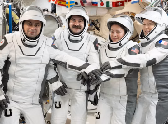 Four astonauts return to earth after eight months in space