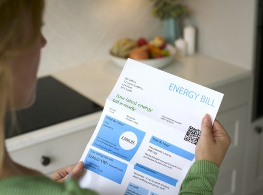 UK growth forecasts rises bt families face test as energy bills threaten to climb