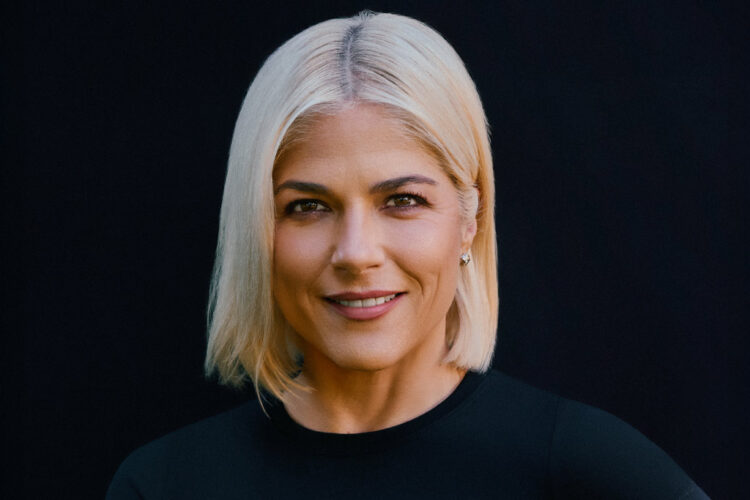 Selma Blair issued assault summons after alleged altercation on delta flight