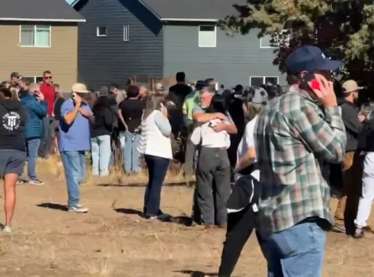 Three Children and Teacher killed in Oregon Elemnetory School Shooting as Community  Reels from Tragedy